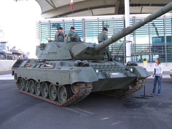 Almaniya Ukraynaya 178 Leopard tankı tədarük edəcək