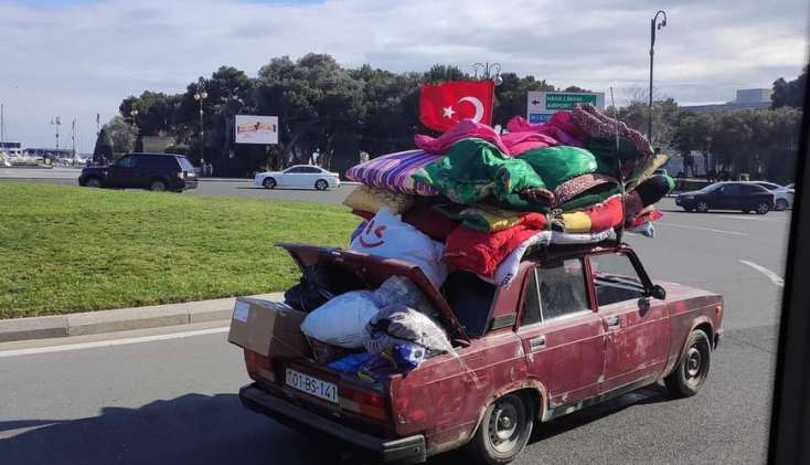 Türkiyəyə yardım aparan köhnə maşının sahibi görün kim imiş - VİDEO