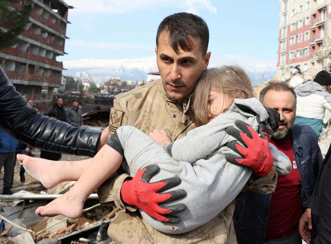 Ölənlərin sayı 16170 oldu, 64194 yaralı var - YENİLƏNİB - VIDEO - FOTO