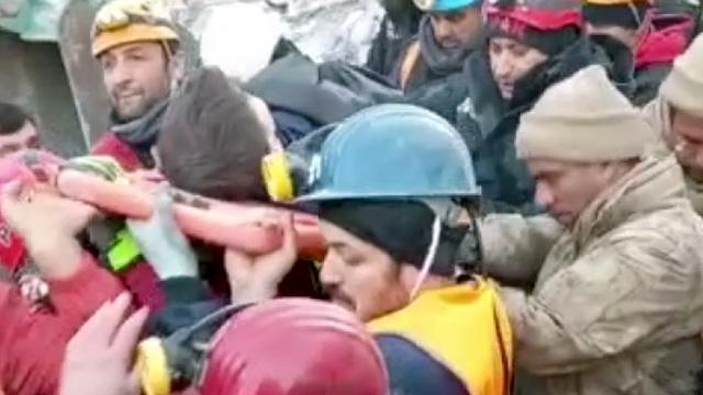Türkiyədə zəlzələdə ölənlərin sayı 17 406-a çatıb