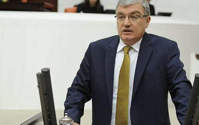 Türkiyənin sabiq millət vəkili zəlzələdə həlak oldu