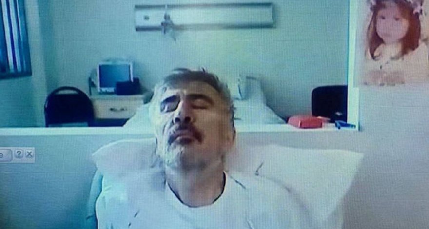 Polşa Saakaşvilini müalicə üçün istəyir
