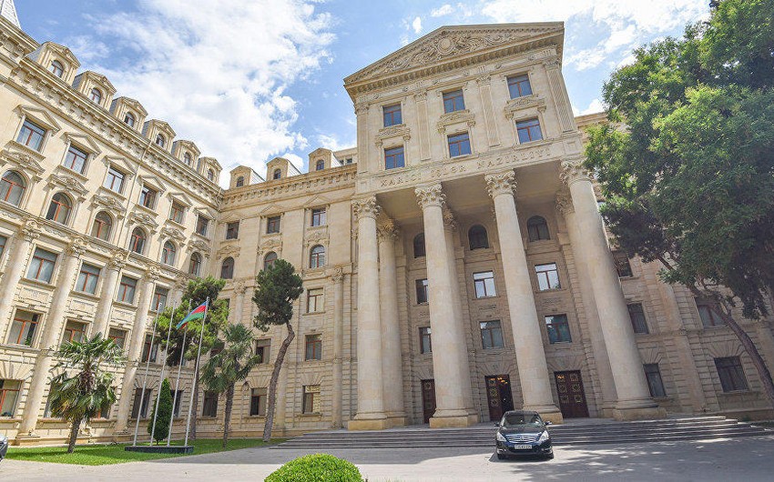 Ceyhun Bayramov Misirə getdi