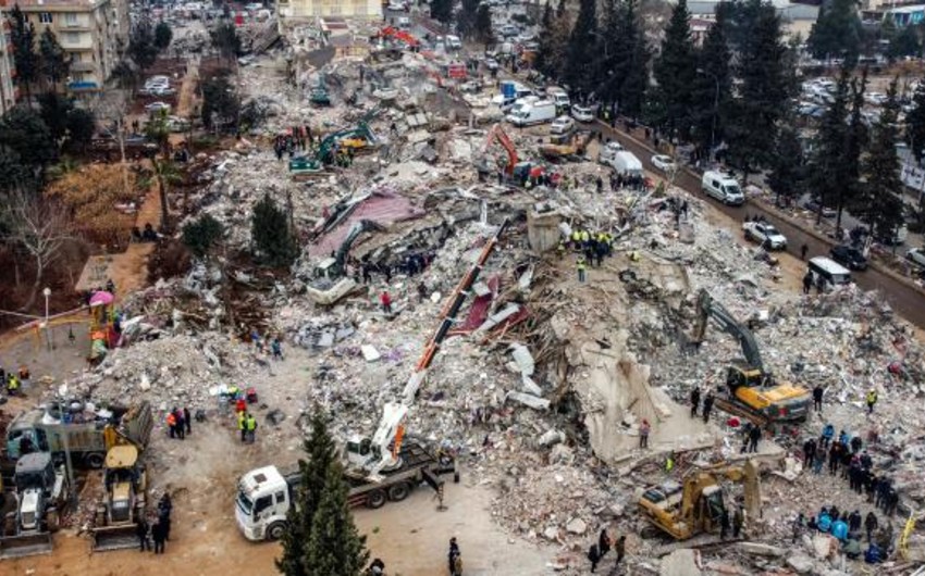 Malatyada zəlzələdə uçan binalara görə daha 31 nəfər saxlanılıb