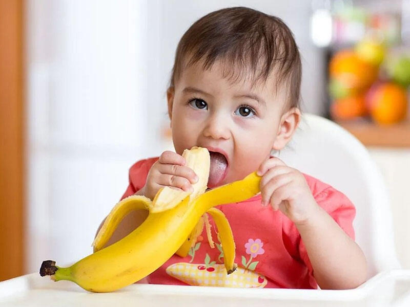 Uşaqlara səhərlər banan verməyin