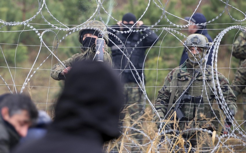 Belarus Litva ilə sərhədə qoşun yığır