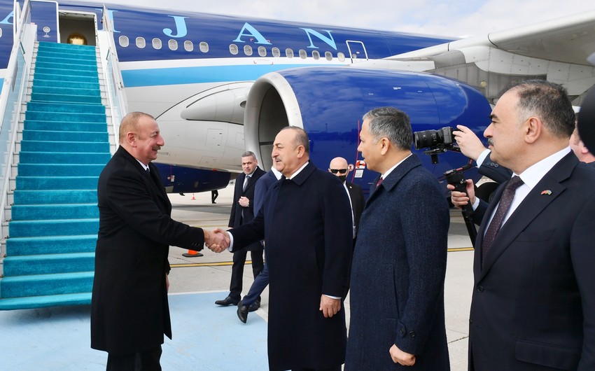Prezident İlham Əliyev Türkiyəyə işgüzar səfərə gedib