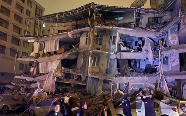 Dağılan binalarla bağlı 247 nəfər saxlanıldı