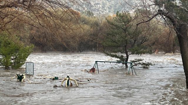Kaliforniyada 14 nəfər yağışdan ölüb