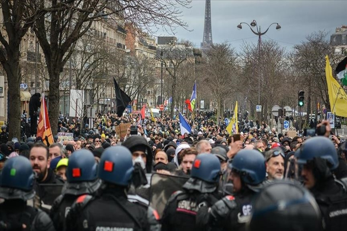 Parisdə etirazlar keçirilir
