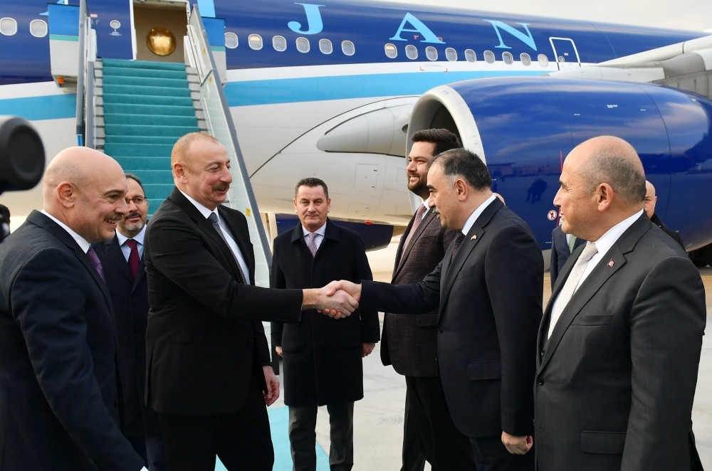 Azərbaycan Prezidenti İlham Əliyev Türkiyəyə səfərə gedib