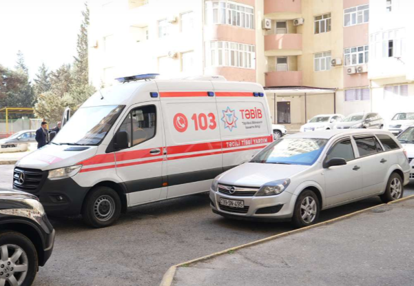 Oqtay Əliyevlə vida mərasimindən ilk görüntülər, təcili yardım gəldi - FOTO