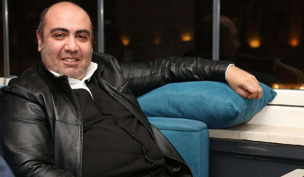 Əməkdar mədəniyyət işçisi Oqtay Əliyev dəfn edilir - CANLI