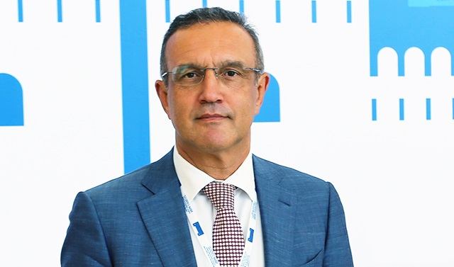 Azərbaycanda yüksək vəzifəli şəxs istefa verdi