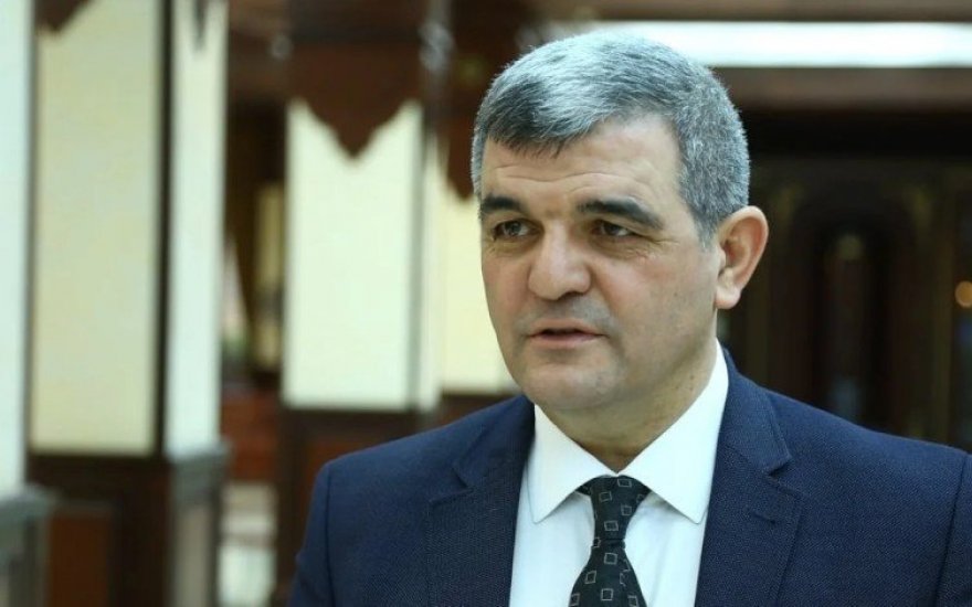 Böyük Britaniya səfiri Fazil Mustafaya silahlı hücumu pisləyib