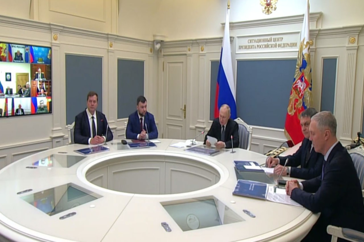 Putin təcili iclas keçirir