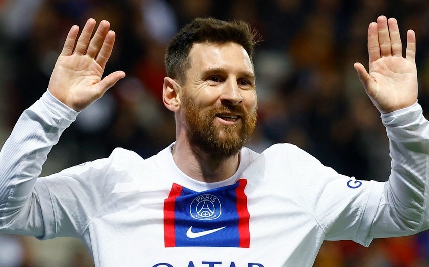 Messi onu doqquz saat gözləyən azarkeşi evinə qonaq edib