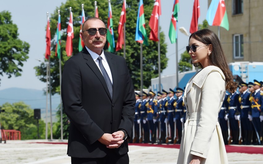 İlham Əliyev və Mehriban Əliyeva türkiyəli atletləri təbrik ediblər