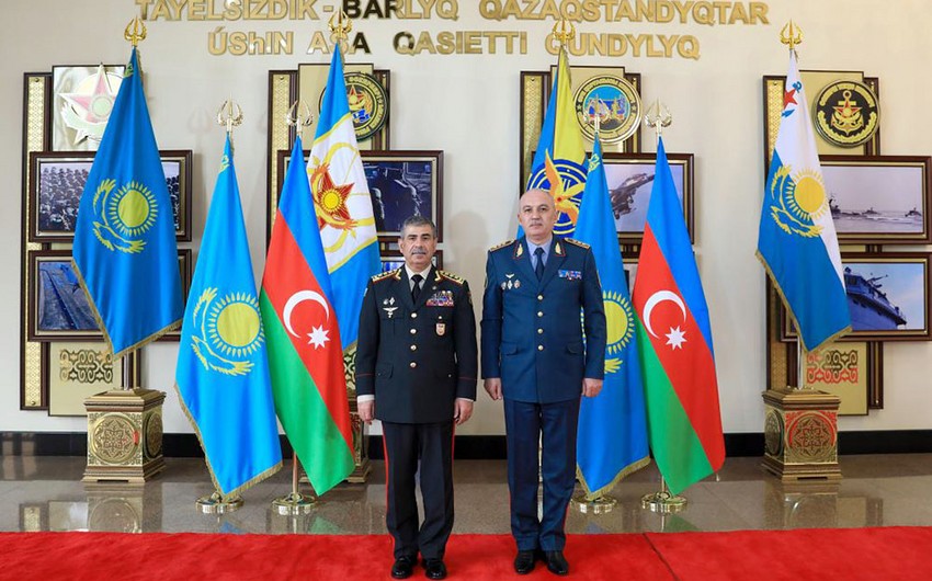 Zakir Həsənov qazaxıstanlı həmkarı ilə görüşüb