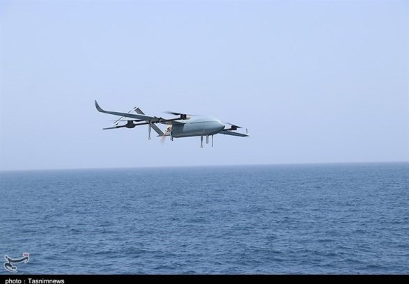 İran sualtı qayıqları məhv edən pilotsuz uçan aparatı nümayiş etdirib