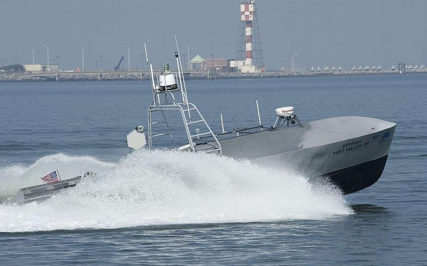 ABŞ-a məxsus pilotsuz kater Hörmüz boğazından keçib