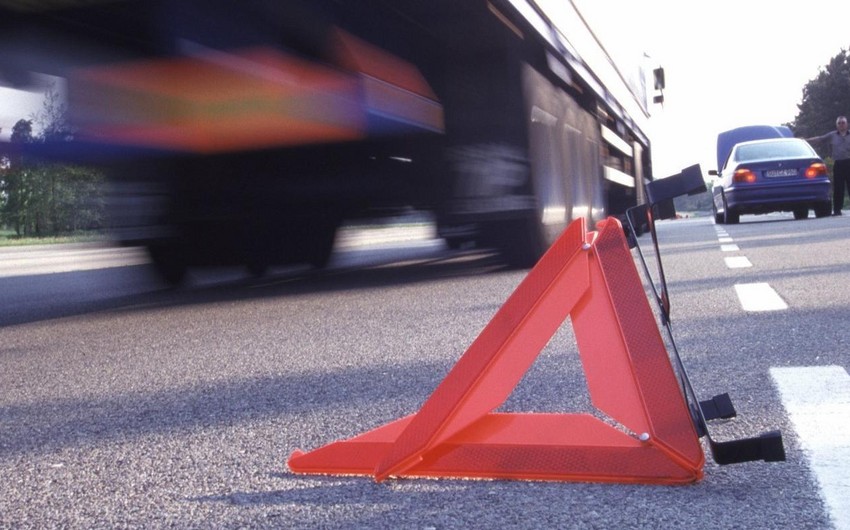 Cəlilabadda yol qəzası zamanı iki qadın xəsarət alıb
