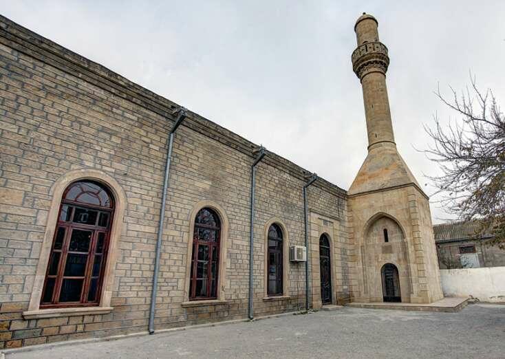 Azərbaycanda tanınmış axund istefa verdi - FOTO