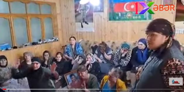 Şəhid xanımının dəfnindən ürəkdağlayan VİDEO
