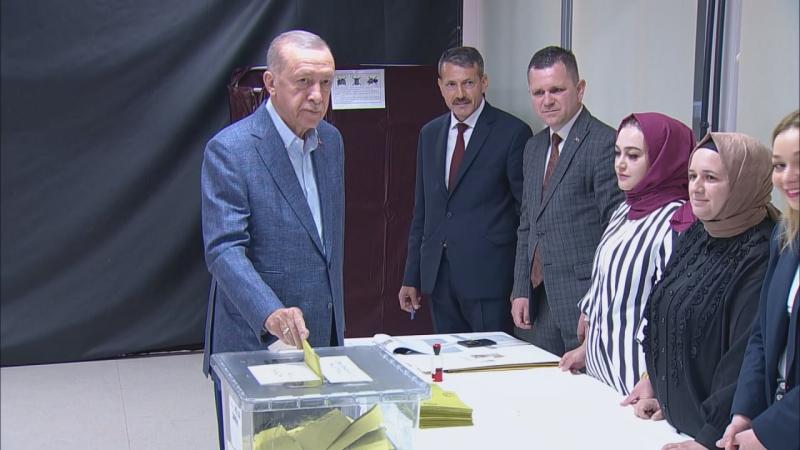 Ərdoğanın səs verdiyi sandıqdan çıxan nəticələr şok etdi