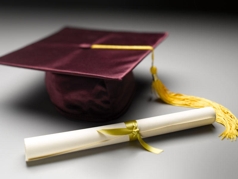 Universitetlərə qəbul planı artdıqca diplomlu işsizlərin də sayı çoxalır - VİDEO