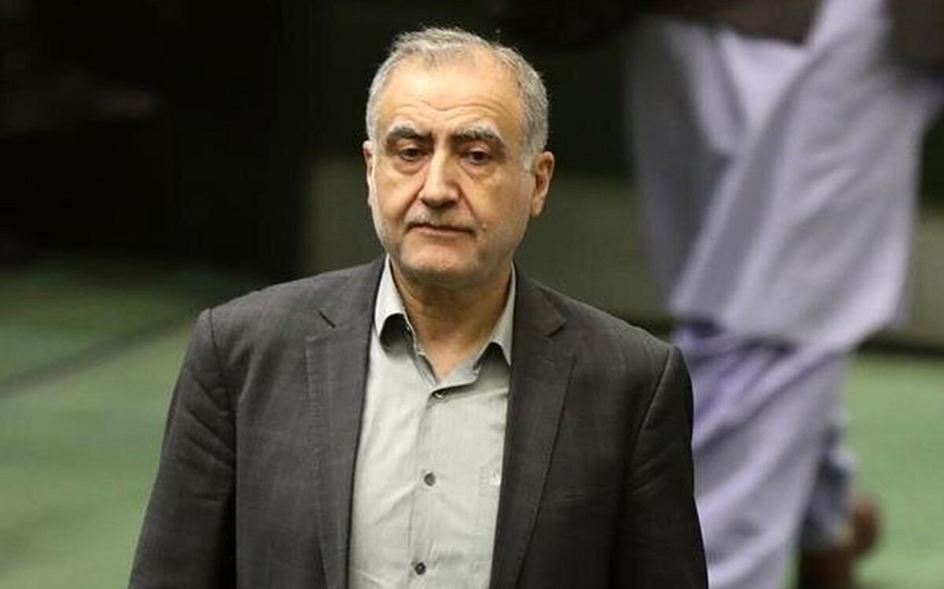 İranda nazirlərin deputatlara rüşvət verdiyini iddia edən şəxsə cinayət işi açılıb