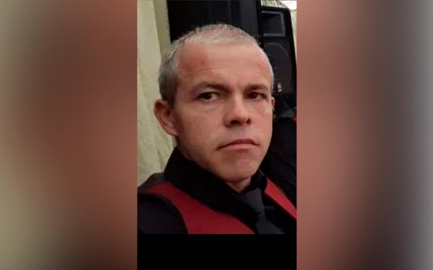 Qaxda 46 yaşlı müəllim çayxanada ölüb