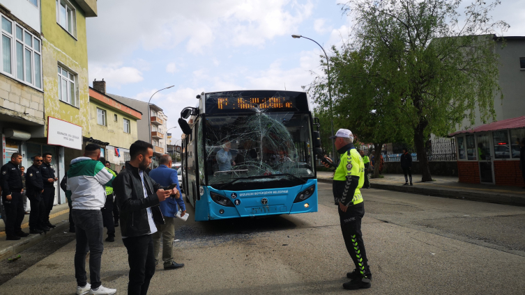 Türkiyədə avtobus qəzası: Xeyli sayda yaralı var