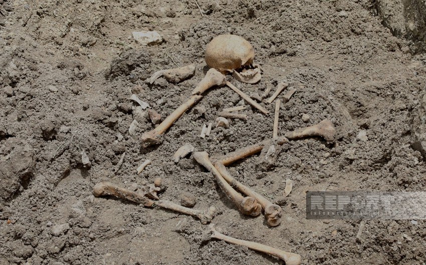 Hərbi Prokurorluq: \\\"Kütləvi məzarlıqlardan 400-dən artıq insan meyit qalıqları aşkarlanıb\\\"