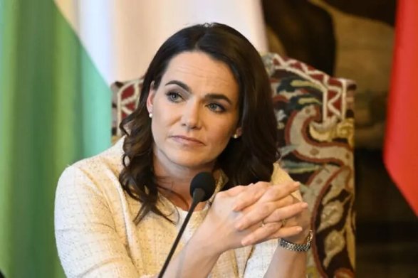 Macarıstan Prezidenti: Rusiya Ukraynada öz məqsədlərinə çatmamalıdır