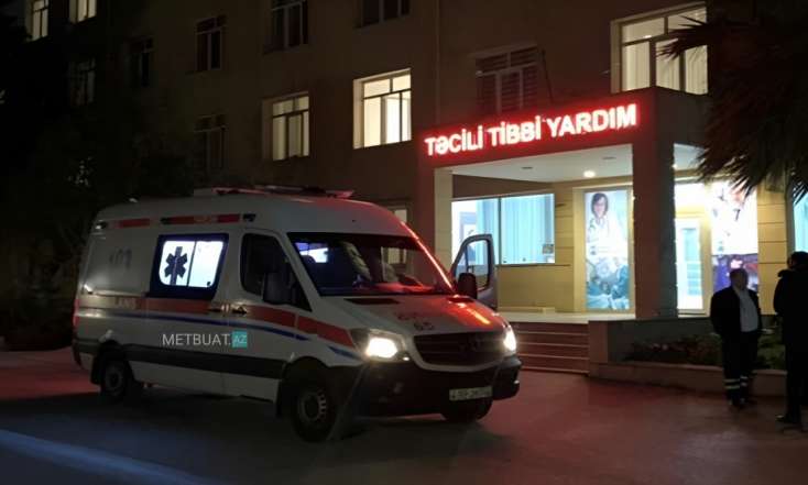 Bakıda qadın təcili yardım xərəyindən belə yıxılıb ölüb - VİDEO
