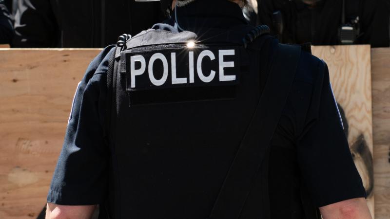 11 yaşlı uşağı yaralayan ABŞ polisi vəzifəsindən uzaqlaşdırıldı