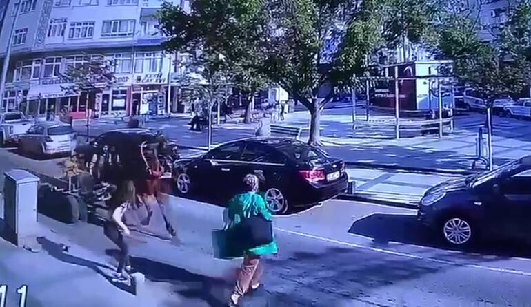 At küçədə qadını tapdaladı —  ŞOK VİDEO
