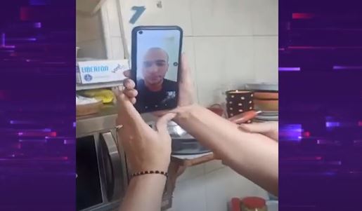 Əsirlikdə olan əsgərimiz VİDEOGÖRÜNTÜ ilə anası ilə danışdı...