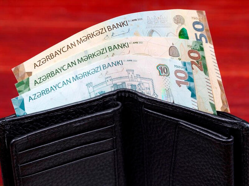 Bakıda çantasından 40 min oğurlanan qadın pulu bunun üçün toplayıbmış - AÇIQLAMA