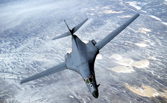 Amerikanın B-1B bombardmançı təyyarələri ilk dəfə İsveçə eniş etdi