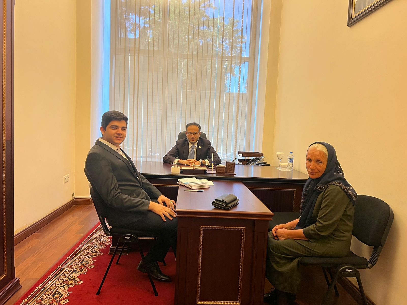Deputat Ramil Həsən Milli Məclisdə vətəndaşları qəbul edib