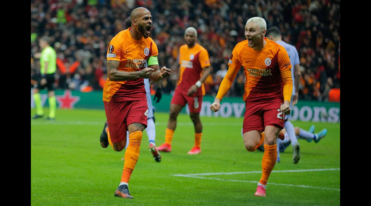 Rus futbolçu \\\"Qalatasaray\\\"a keçir