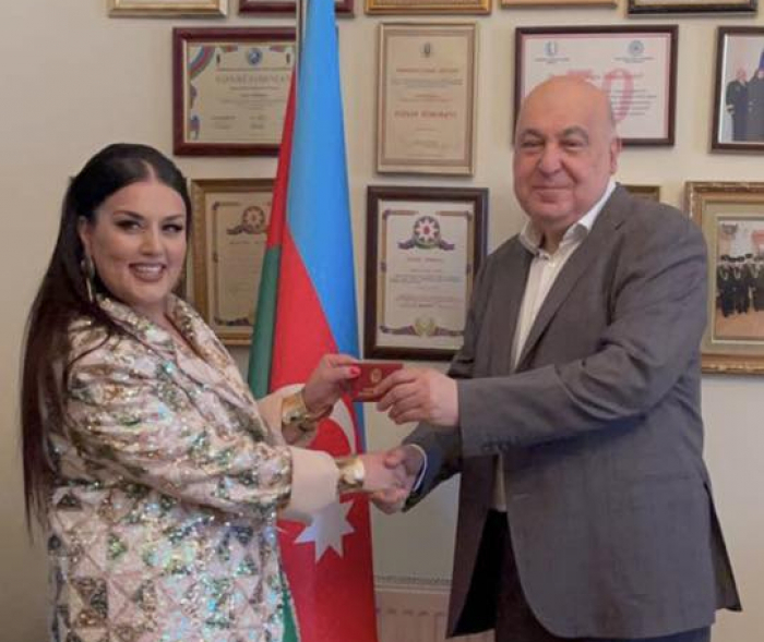 \\\"Zəlimxan Yaqub yuxuda Telli Borçalıya deyib ki,qələmin birini Elzaya ver\\\"