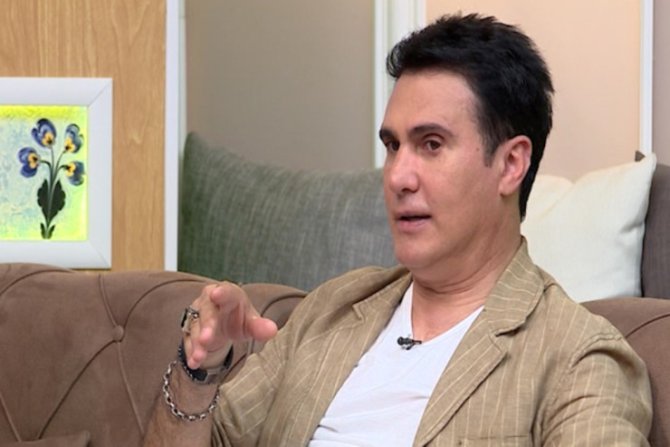 Nadir Qafarzadə işdən qovulan muzey işçisini müdafiə etdi