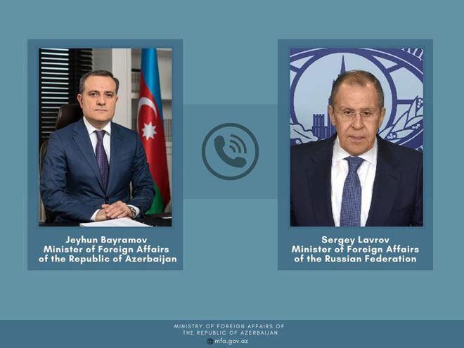 Ceyhun Bayramov Lavrovla telefonla danışıb