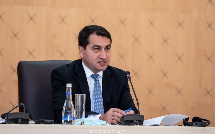 Prezidentin köməkçisi anti-Azərbaycan hesabatı hazırlayan vəkilin ittihamlarına cavab verib
