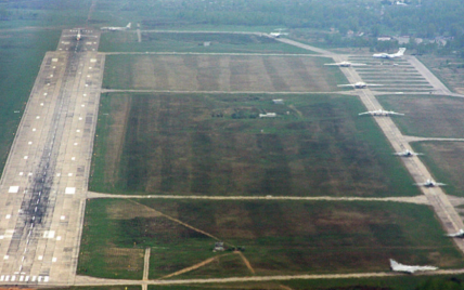 Dron Rusiyada hərbi aerodrom üzərinə düşüb: təyyarə zədələnib