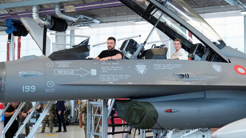 Ukrayna: İlk F-16-lar ən tez 6-7 ay ərzində təhvil verilə bilər
