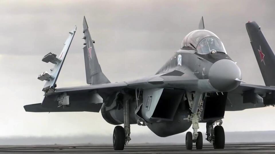 MiQ-29 Rusiya sərhədinə yaxınlaşan Norveç təyyarəsinin qarşısını alıb